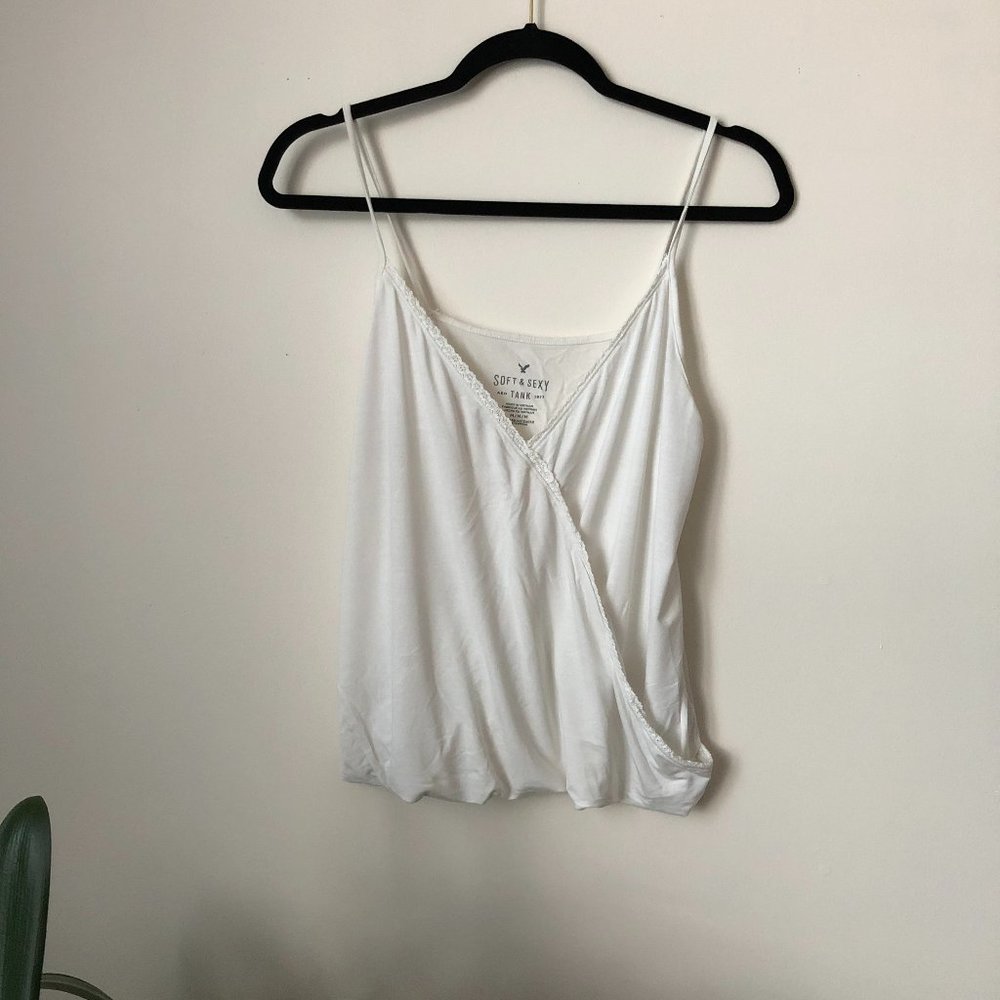 White Tank Top | American Eagle | Small